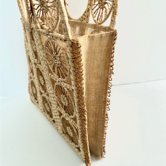 Vintage 70s Woven Wicker Rattan Straw Coastal Tote Bag Boho Hippie Floral - Picture 3 of 8